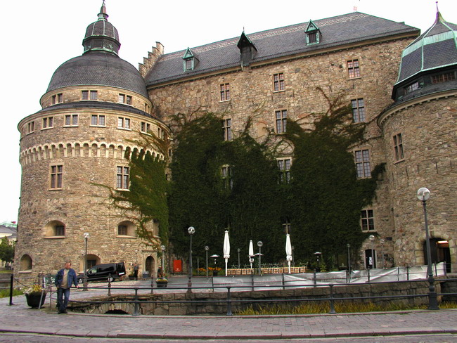 Замок-дворец шведских конунгов. Первая столица Шведции г. Старая Упсала.